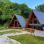 Villa Thethi